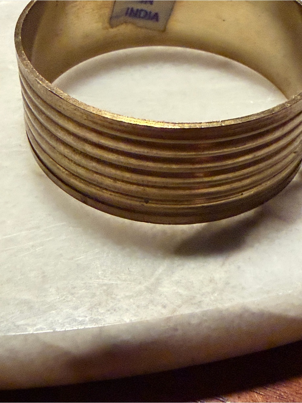 Brass Ribbed Napkin Rings - Gold Set - Picture 5 of 10